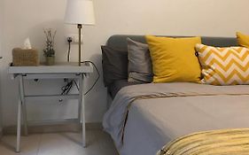 Designer'S Flat - 3 Bdrm - Wifi - Best Location
